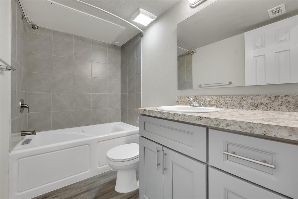 Sable Ridge Condos Ph 01-06 - Residential