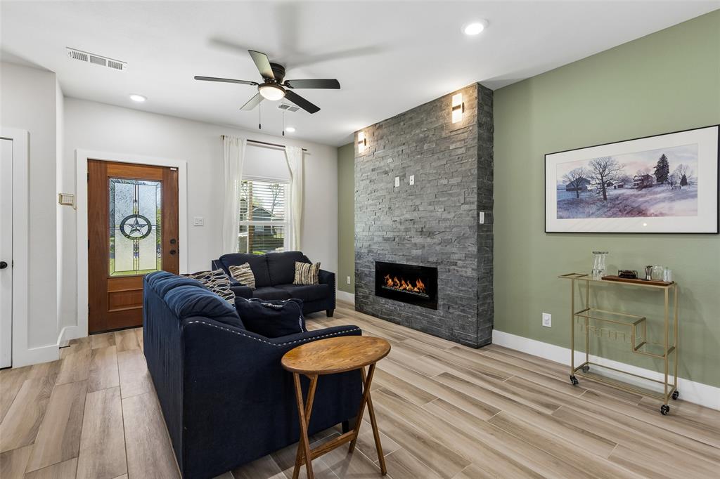 4545 Cherbourg Street