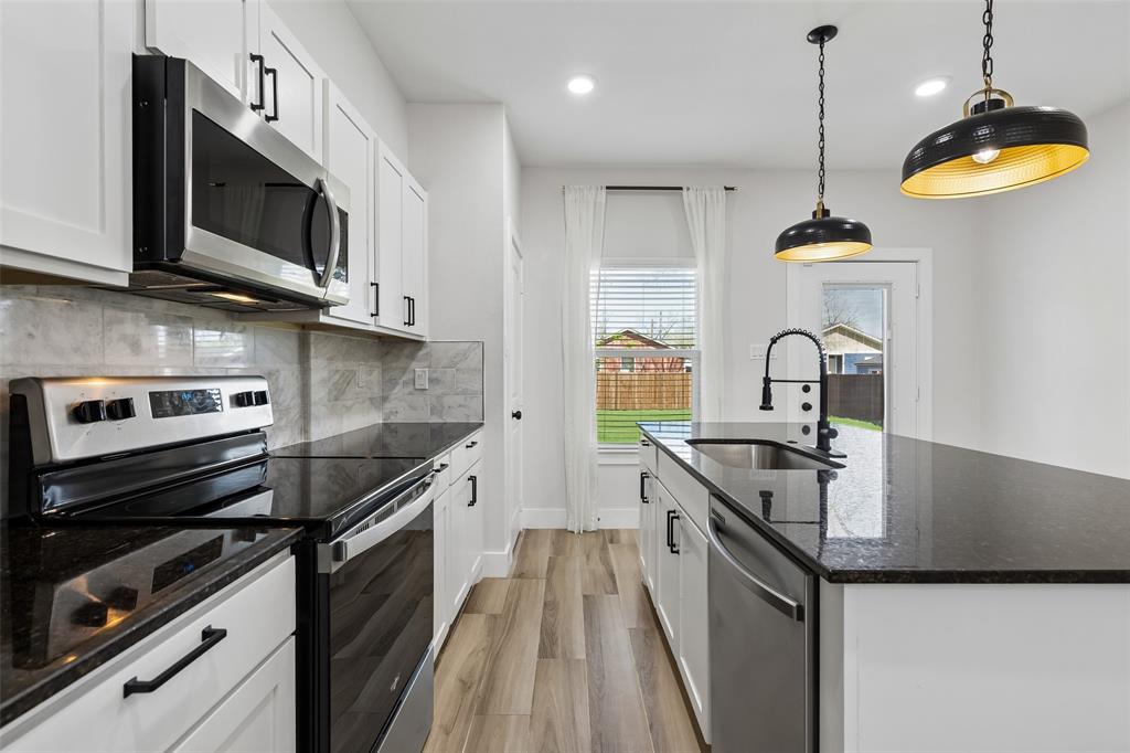 Central Ave 02 - Residential