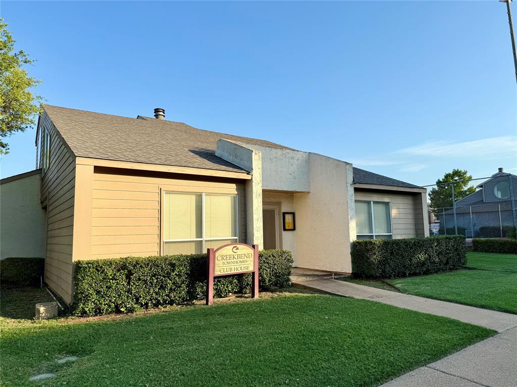 Creekbend Twnhms Add Ph I - Residential Lease