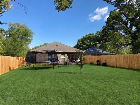 Tiny photo for 924 S Frances Street, Terrell, TX 75160 (MLS # 21384966)