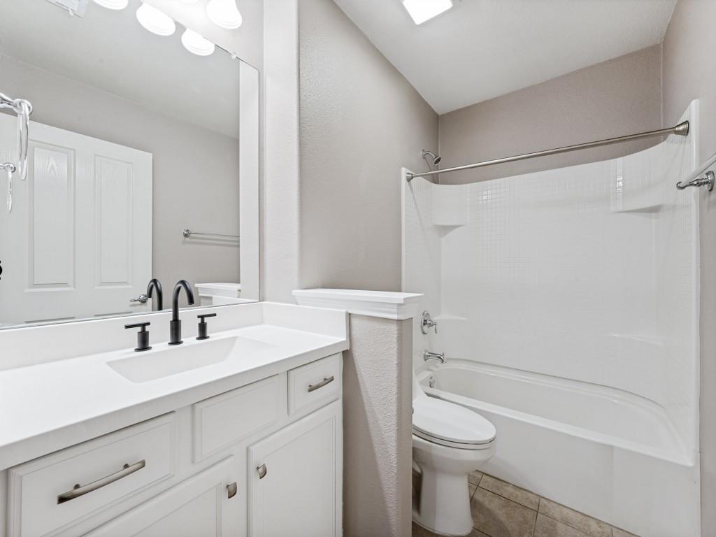 Frisco Lakes By Del Webb Villa - Residential