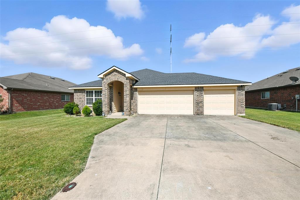 328 Broken Bow