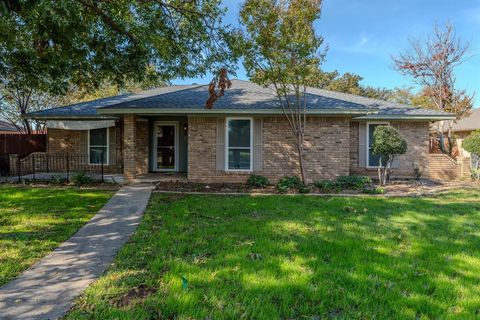 A home in Hickory Creek