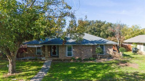 A home in Hickory Creek