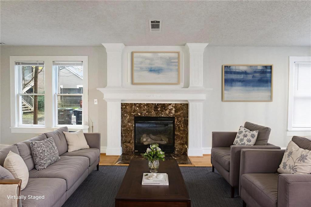 Bailey William J Add - Residential Lease