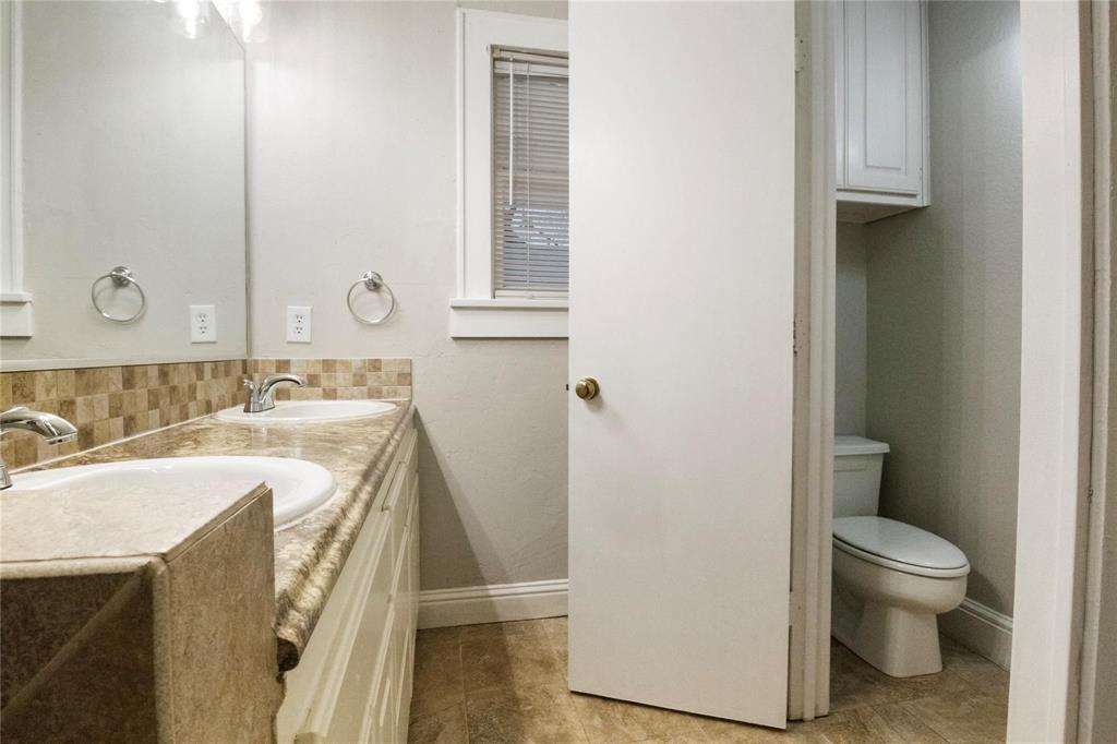 Bailey William J Add - Residential Lease