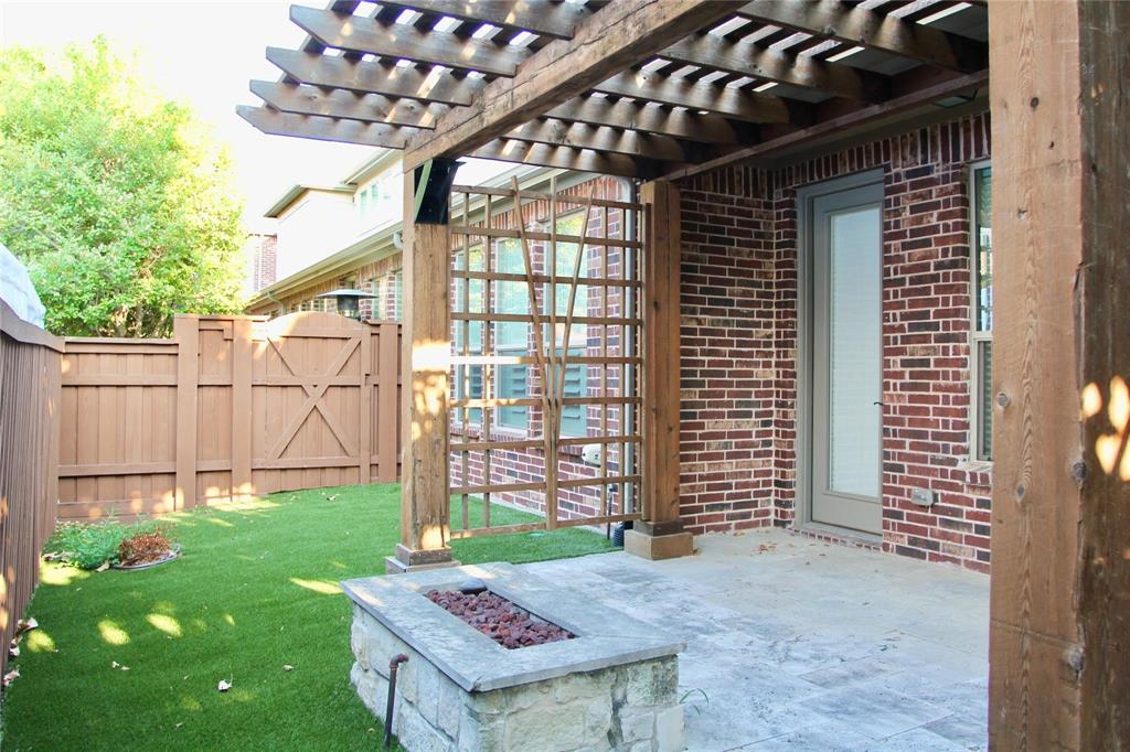 Preston Village Ph II - Residential Lease