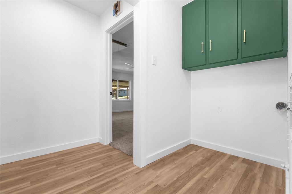 Glen Oaks - Residential