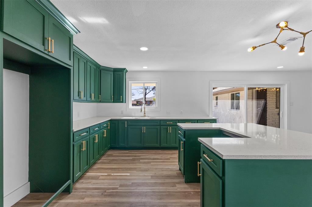 Glen Oaks - Residential