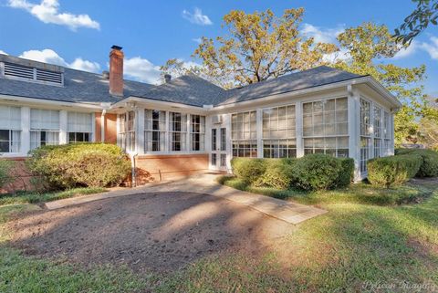 A home in Shreveport