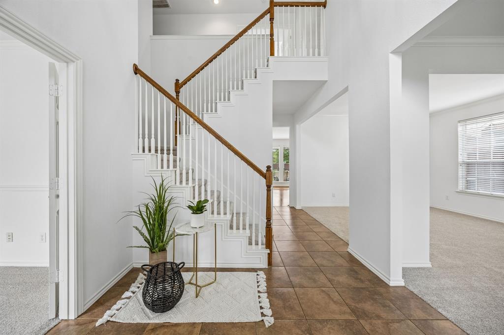 2504 Heather Glen Drive