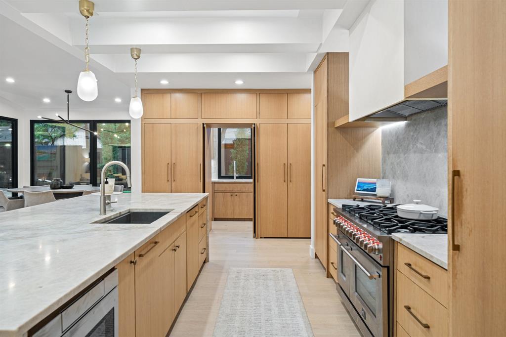 CANYON CREEK COUNTRY CLUB - Residential