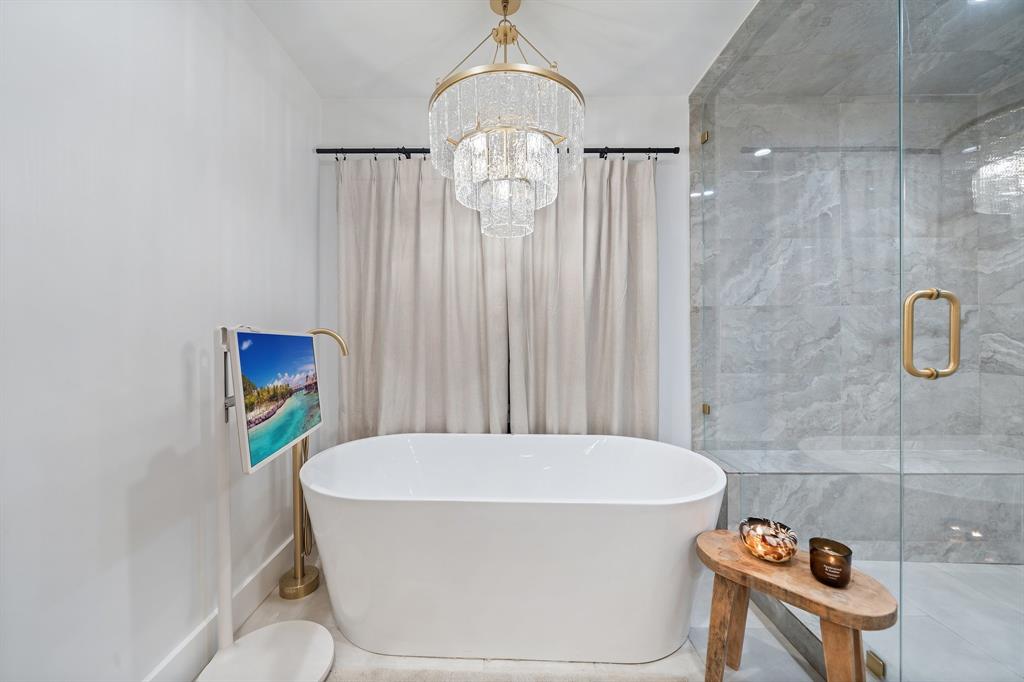 CANYON CREEK COUNTRY CLUB - Residential