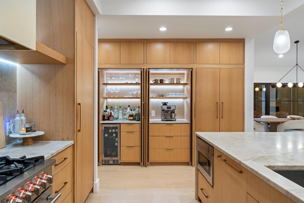 CANYON CREEK COUNTRY CLUB - Residential