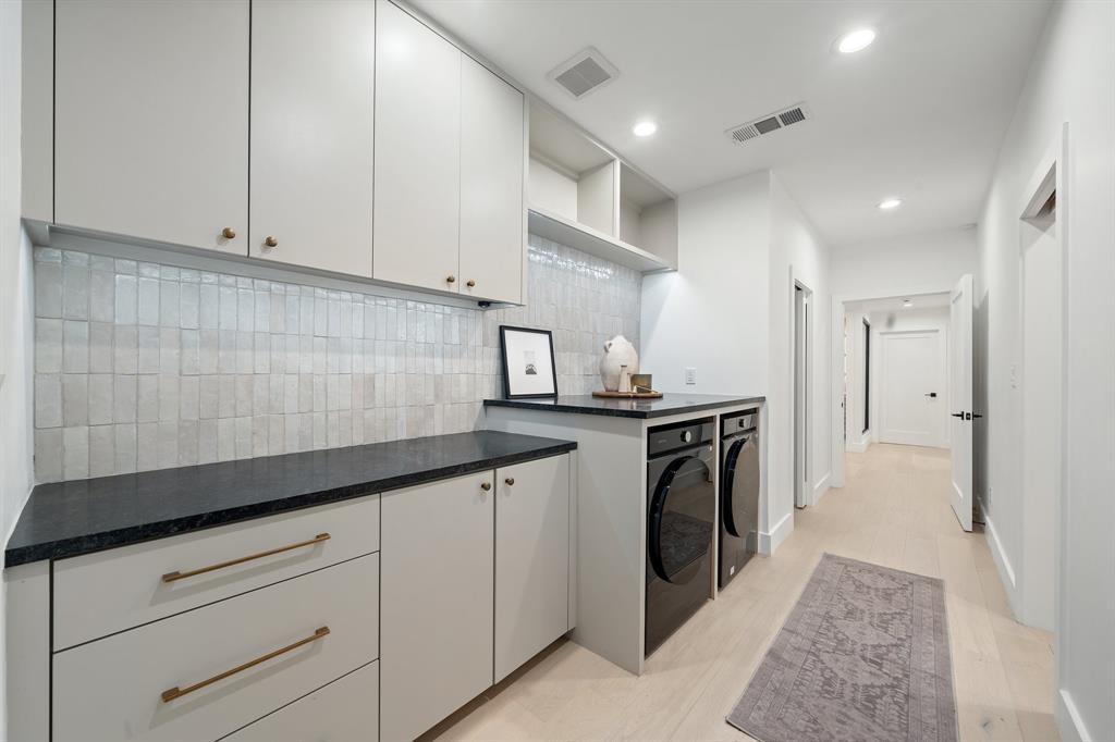 CANYON CREEK COUNTRY CLUB - Residential