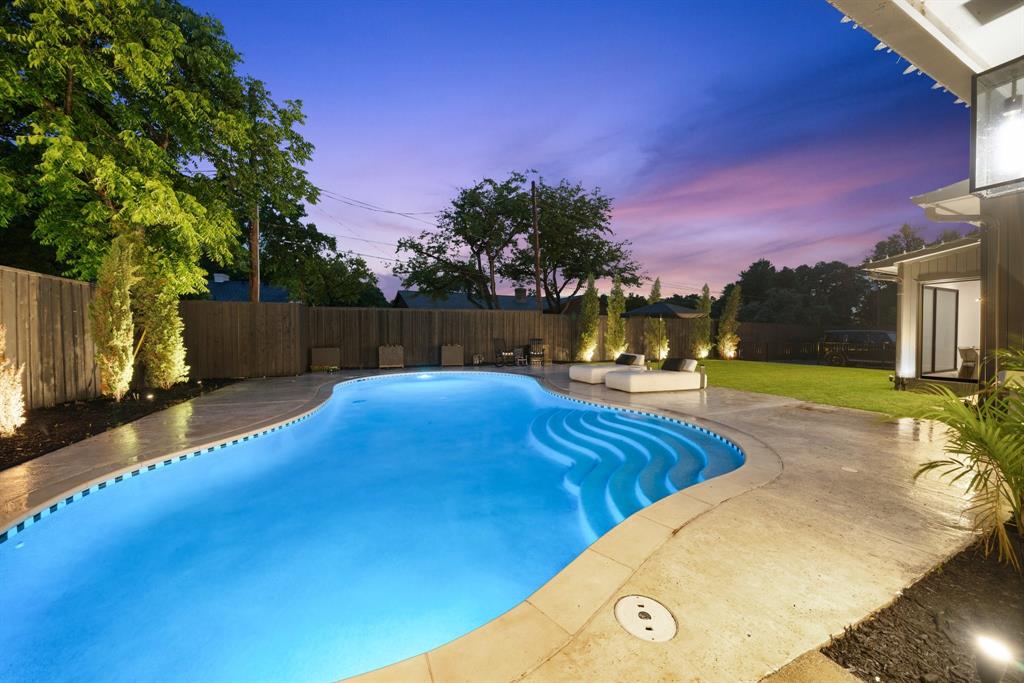 CANYON CREEK COUNTRY CLUB - Residential