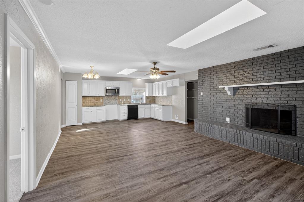 BUENA VISTA ADDITION-HURST - Residential