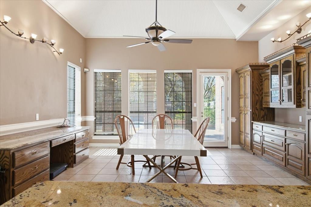 Woodland Hills Colleyville - Residential