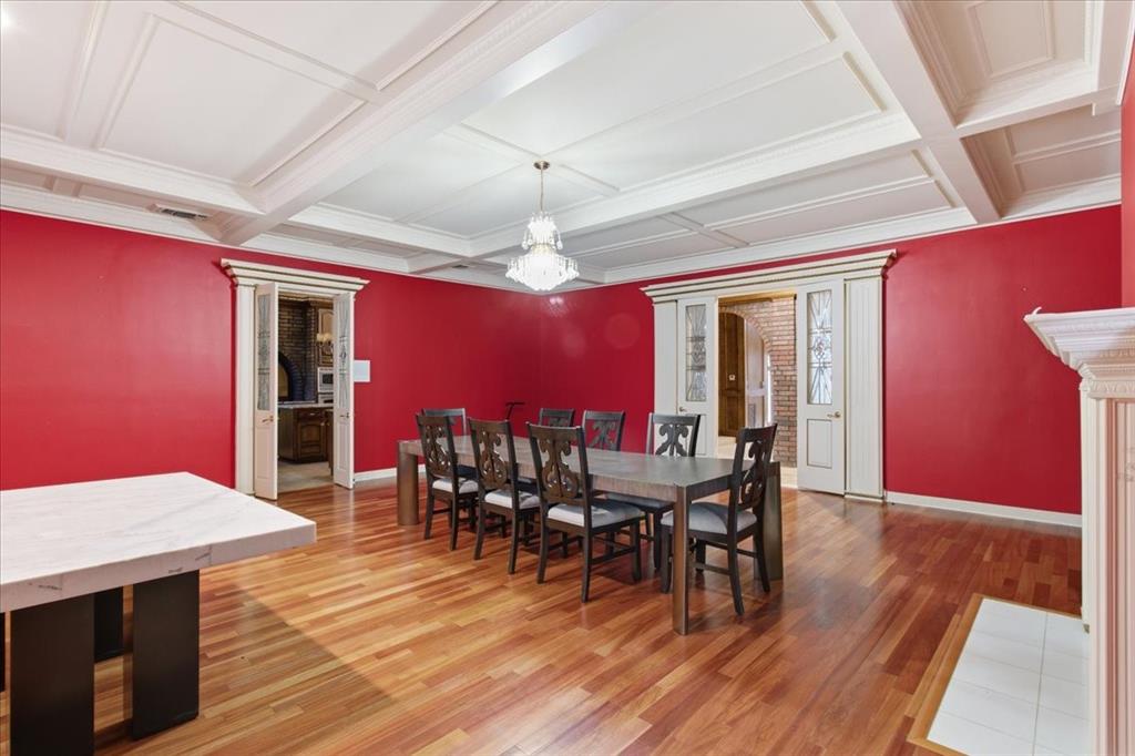 Woodland Hills Colleyville - Residential