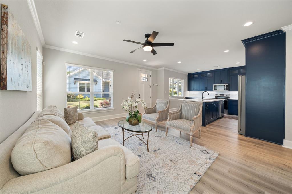 322 Woodside Trail