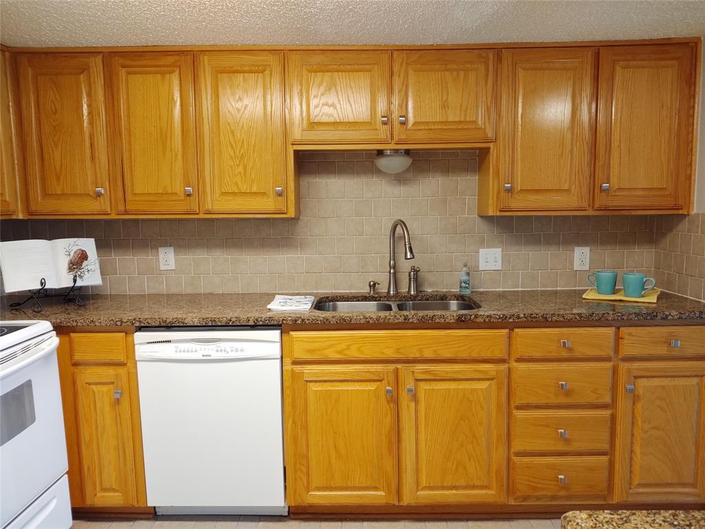 112 Harbor Drive 212