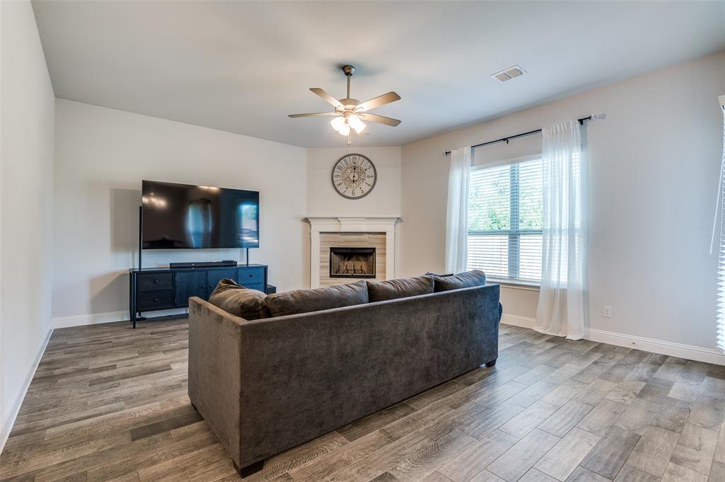 5819 Pamela Way