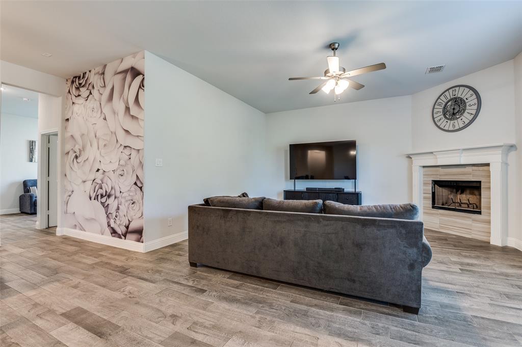5819 Pamela Way