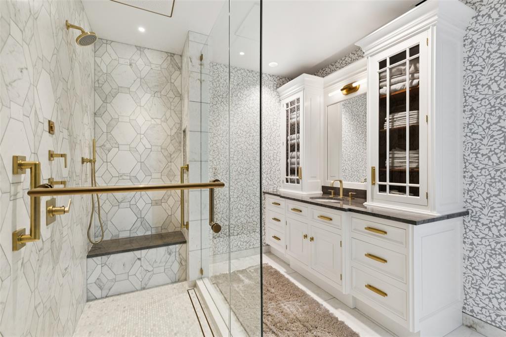 Museum Tower - Residential