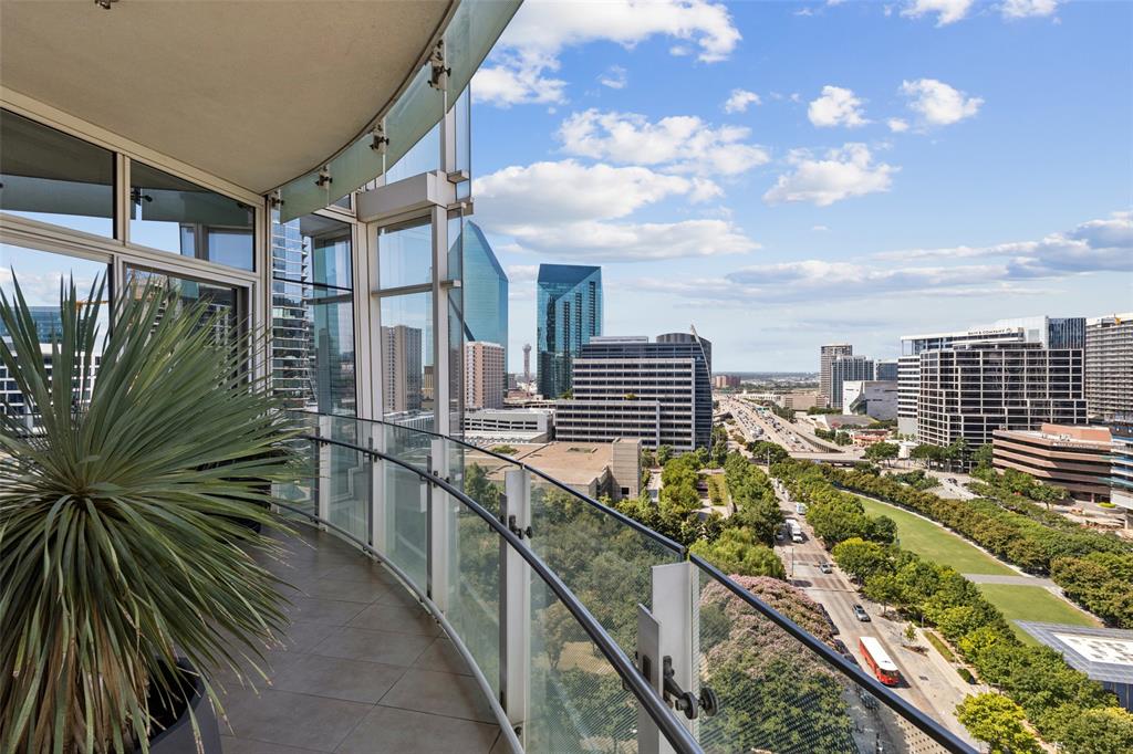 Museum Tower - Residential