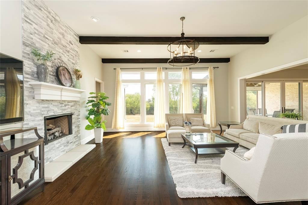 804 Winding Ridge Trail