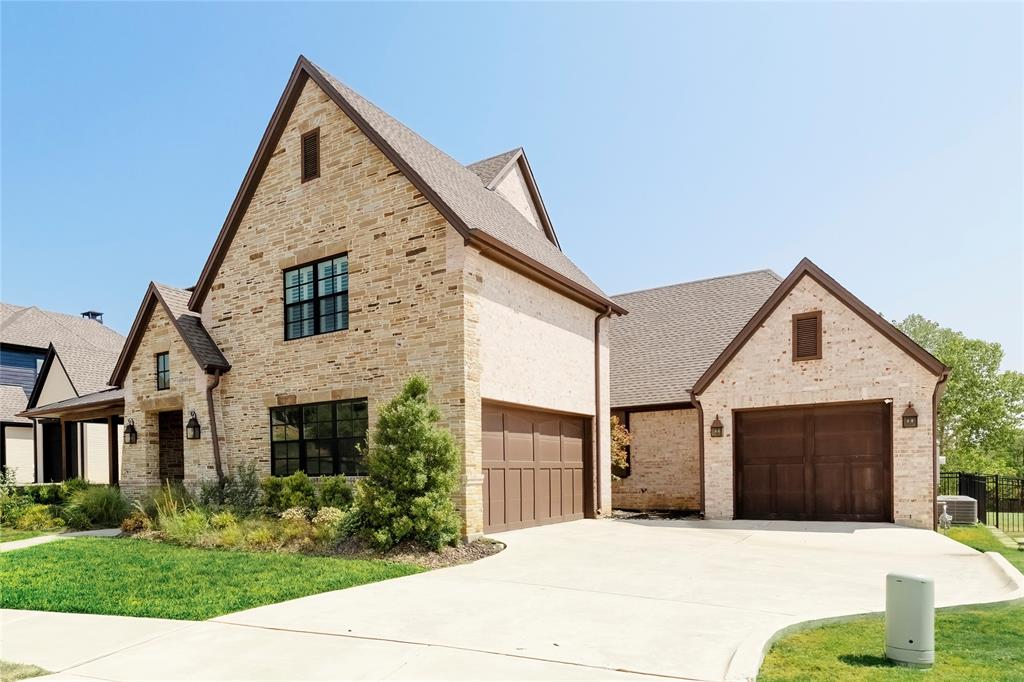 804 Winding Ridge Trail