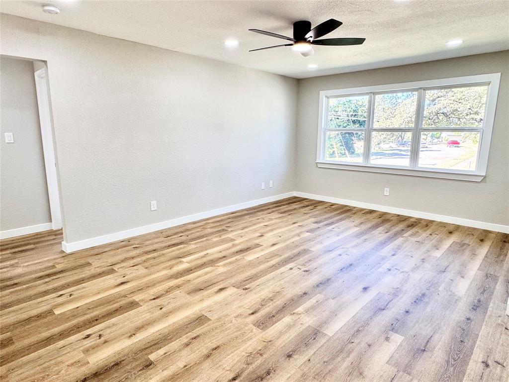 SOUTH HILLS ADDITION - Residential Lease