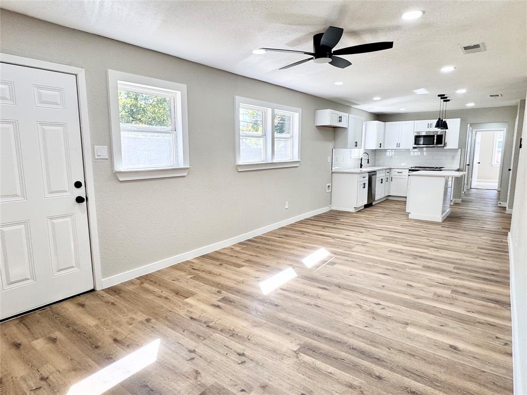 SOUTH HILLS ADDITION - Residential Lease