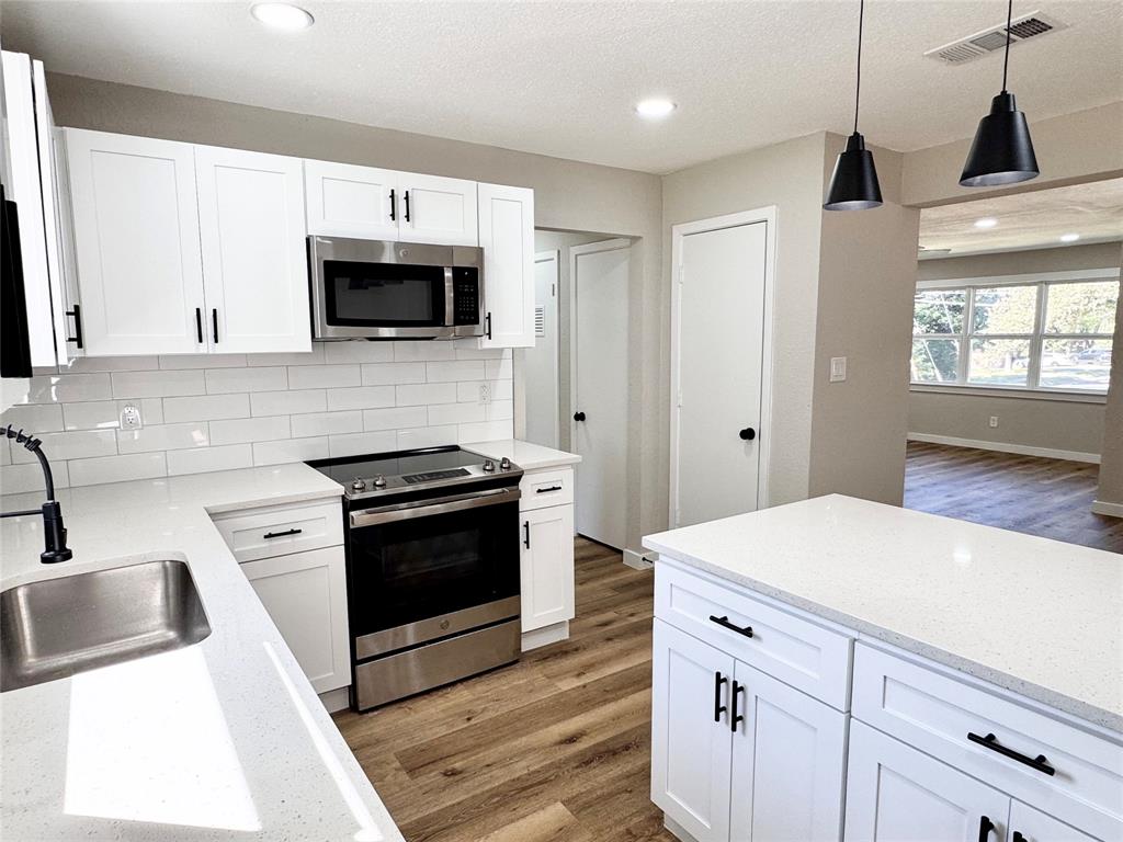 SOUTH HILLS ADDITION - Residential Lease