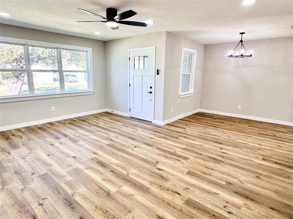 SOUTH HILLS ADDITION - Residential Lease