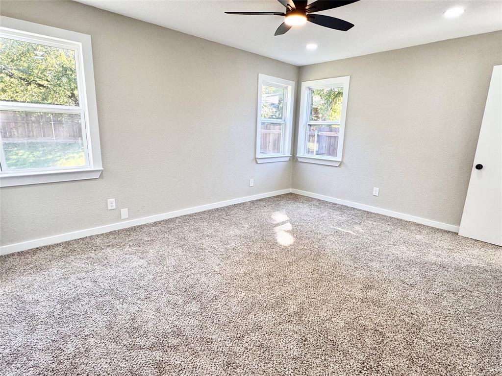 SOUTH HILLS ADDITION - Residential Lease