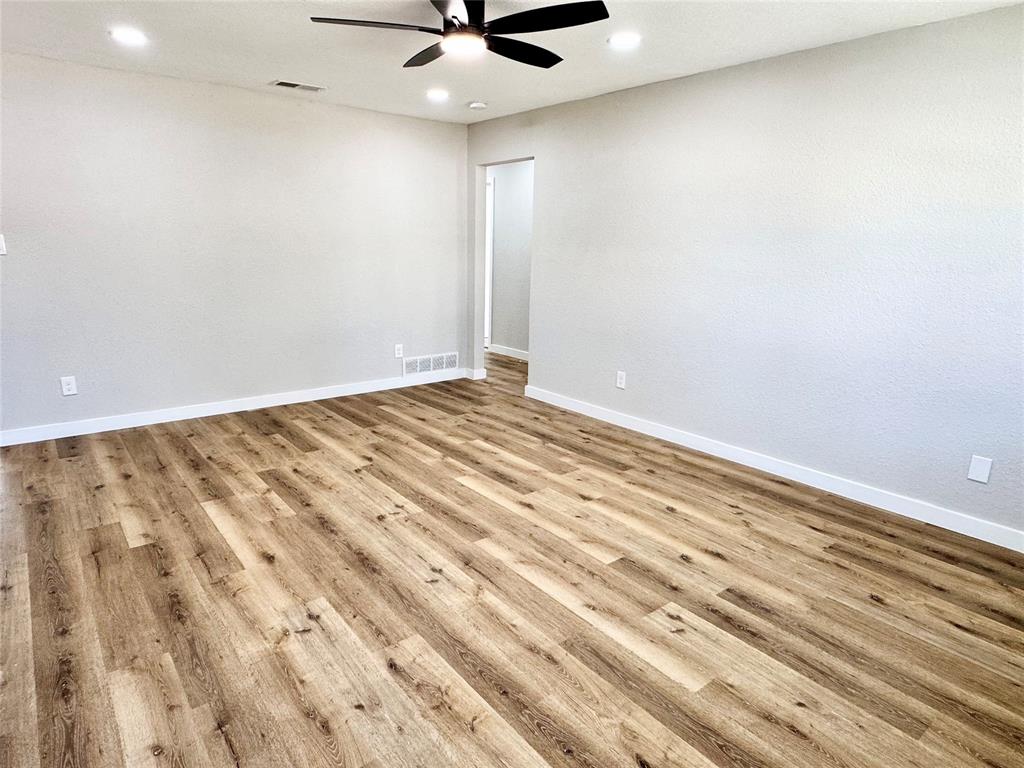 SOUTH HILLS ADDITION - Residential Lease