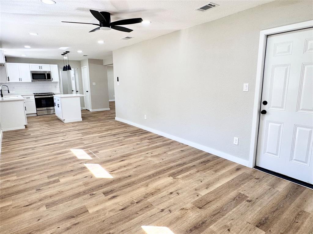 SOUTH HILLS ADDITION - Residential Lease