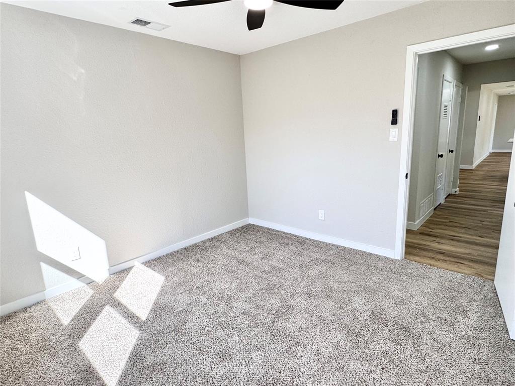 SOUTH HILLS ADDITION - Residential Lease