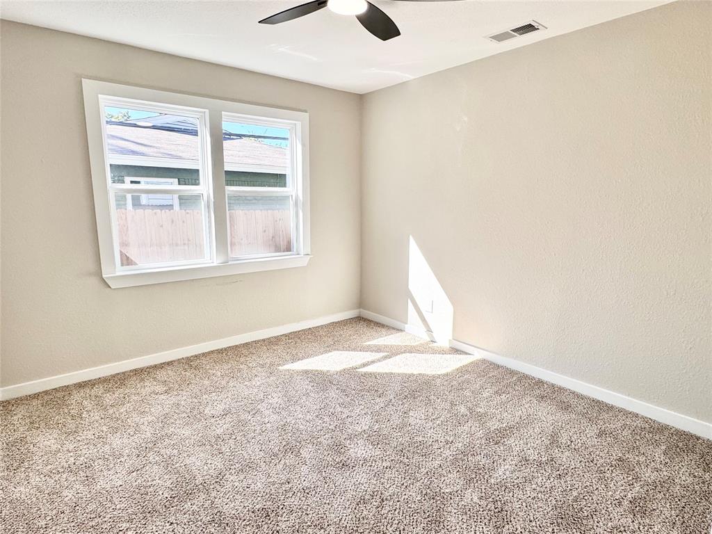 SOUTH HILLS ADDITION - Residential Lease