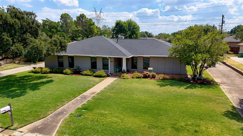 214 Bexar Drive