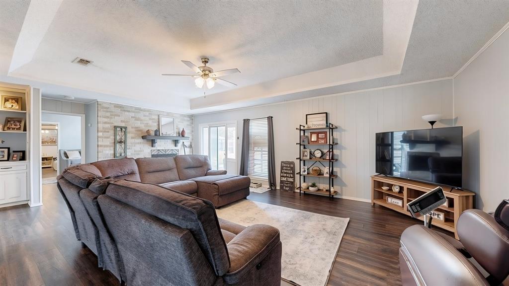 214 Bexar Drive