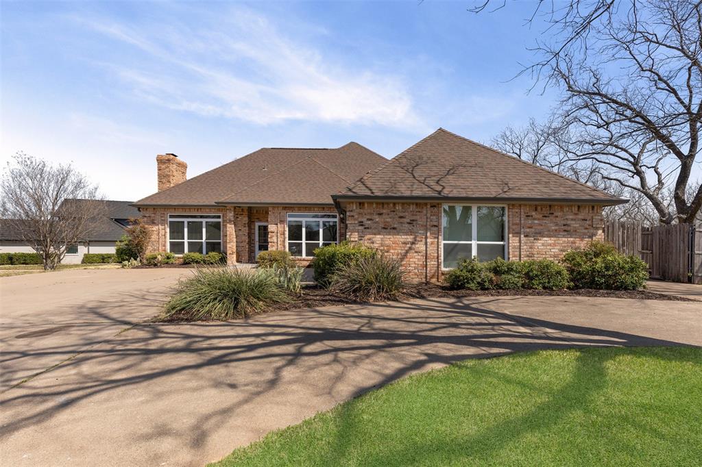 6102 N Waverly Court