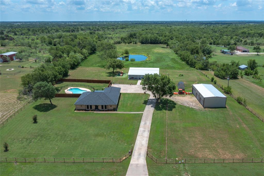 8086 County Road 272