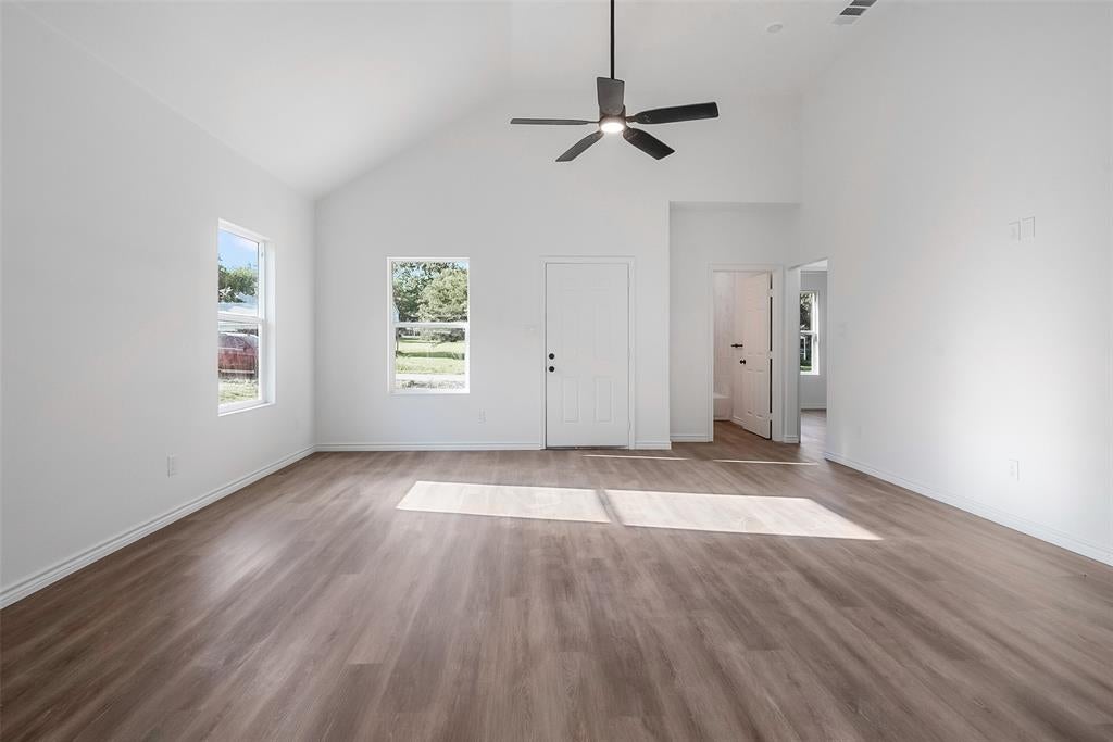 209 W Elm Street