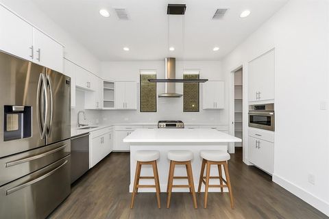 Tiny photo for 1961 Dowgate Court, Dallas, TX 75204 (MLS # 21101975)