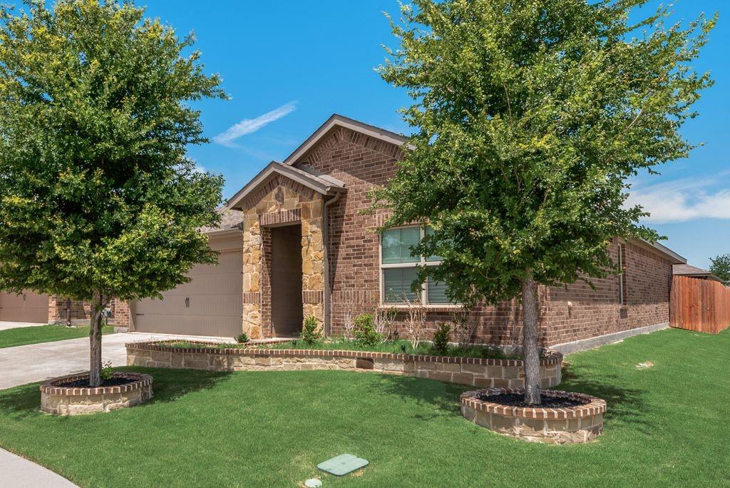 6128 Frontiersman Trail