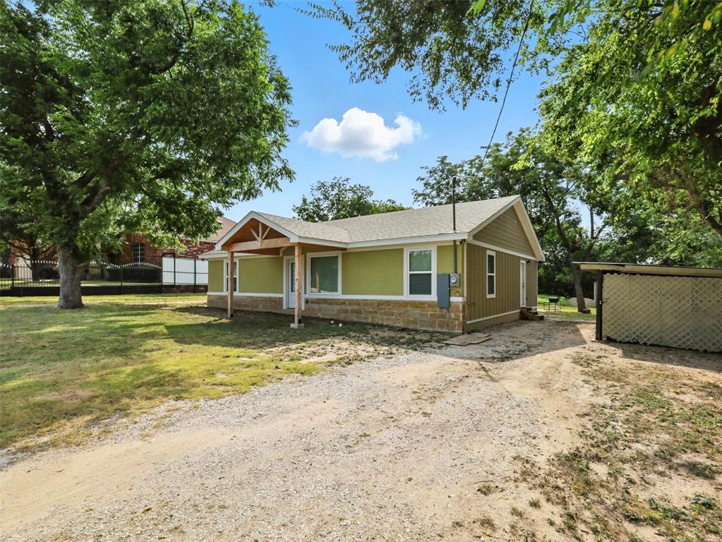 412 E Lawson Road