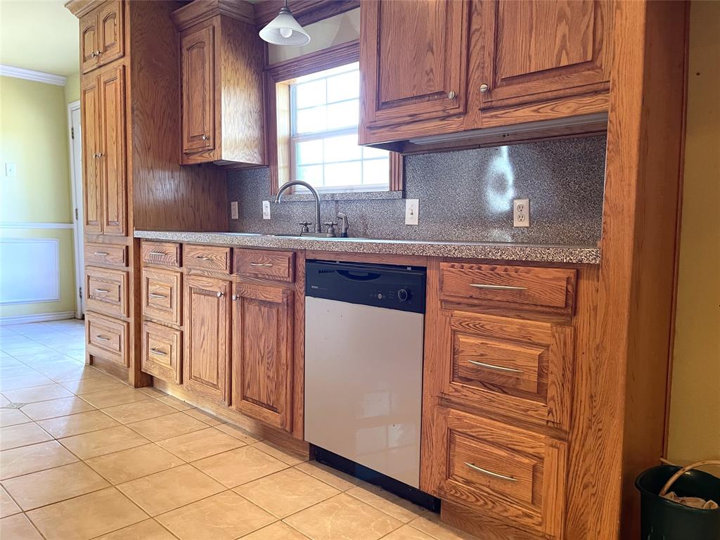 D Avant Surv A-3 - Residential